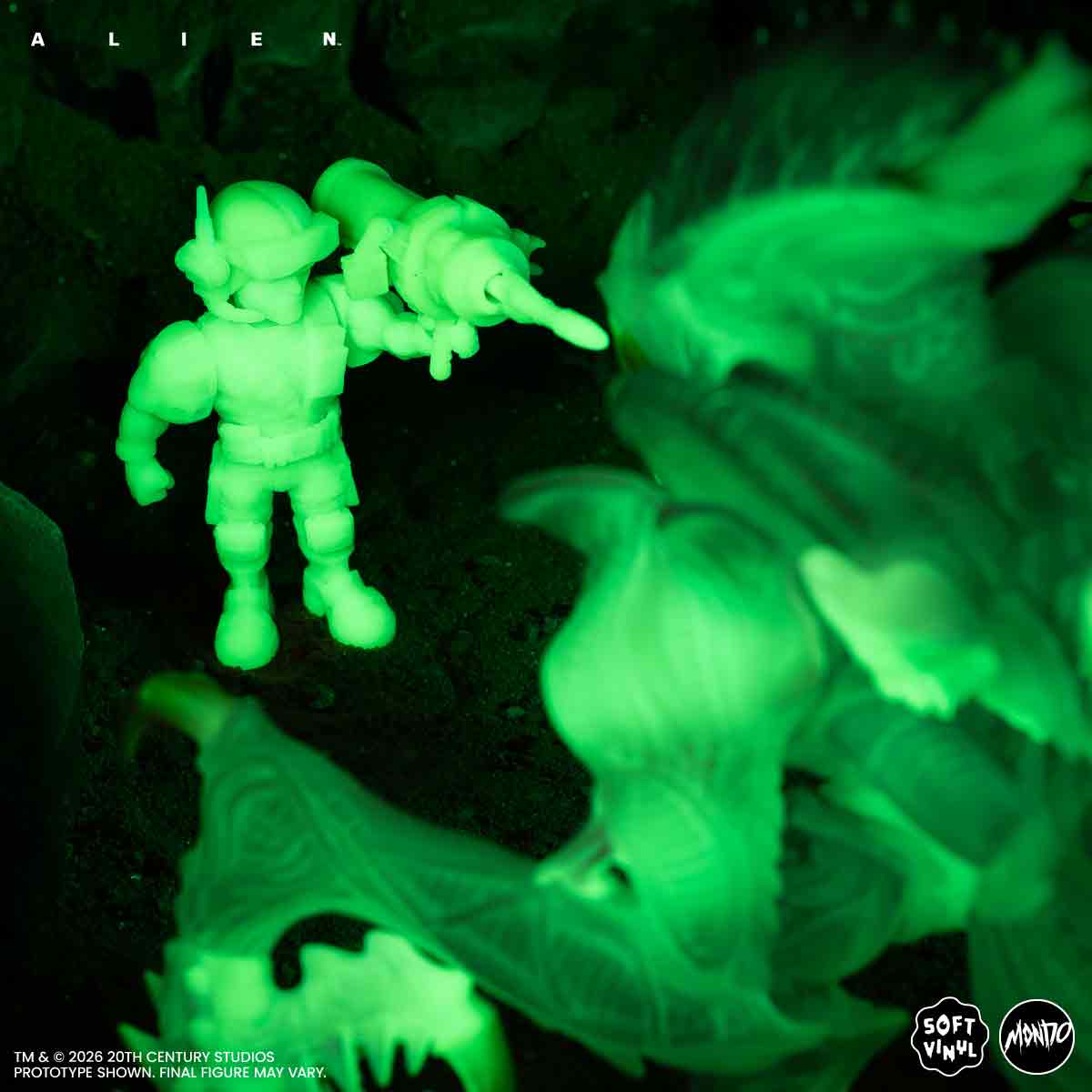Aliens - Mantis Alien Soft Vinyl Figure - Cherry Blossom Glow in the Dark Variant - Image 20