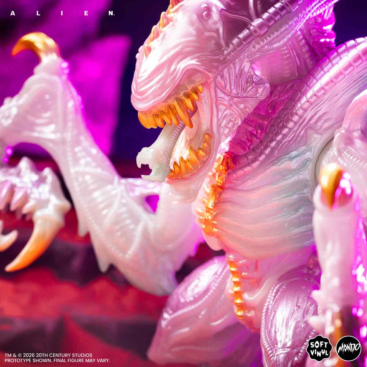 Aliens - Mantis Alien Soft Vinyl Figure - Cherry Blossom Glow in the Dark Variant - Image 21