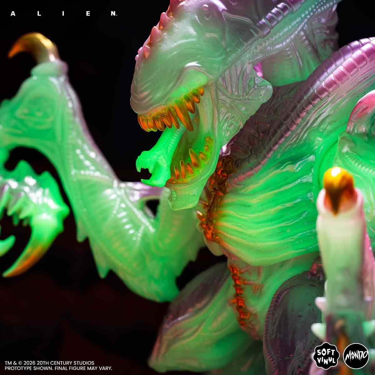 Aliens - Mantis Alien Soft Vinyl Figure - Cherry Blossom Glow in the Dark Variant - Image 22