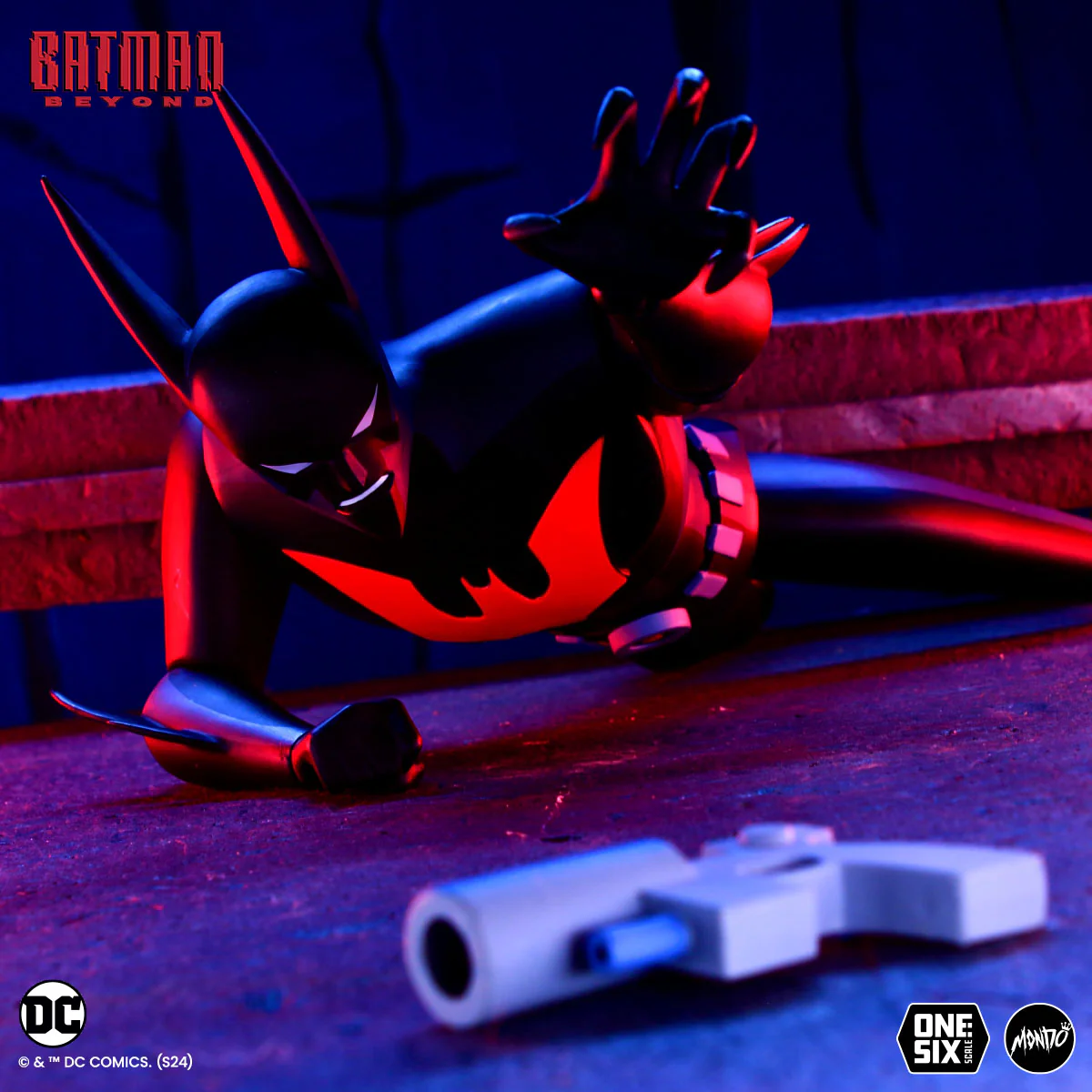 Batman Beyond - Terry 1/6 Scale Figure - Exclusive - Image 10