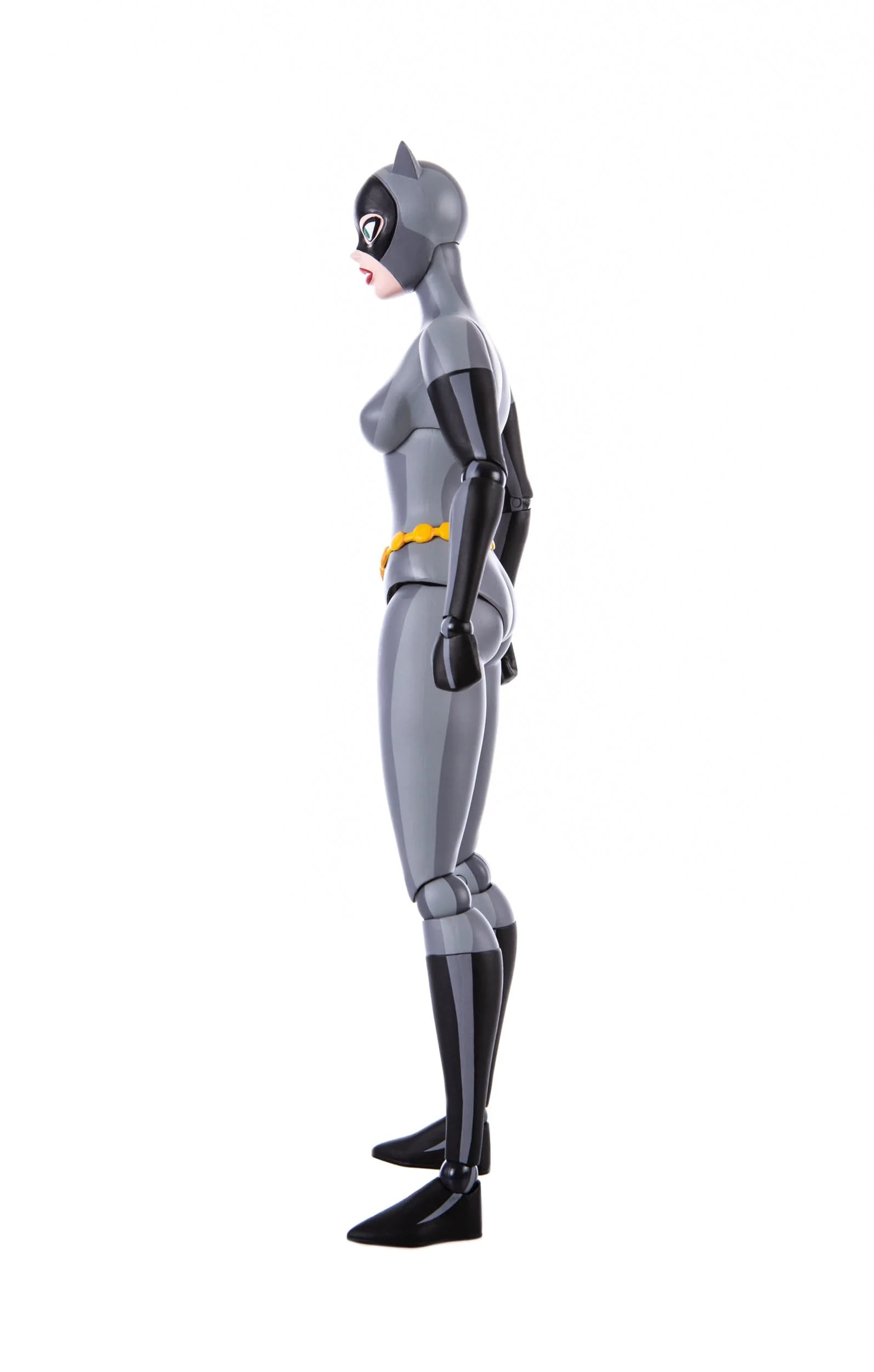 Batman: The Animated Series - Catwoman 1/6 Scale Figure - Regular Edition - Image 11