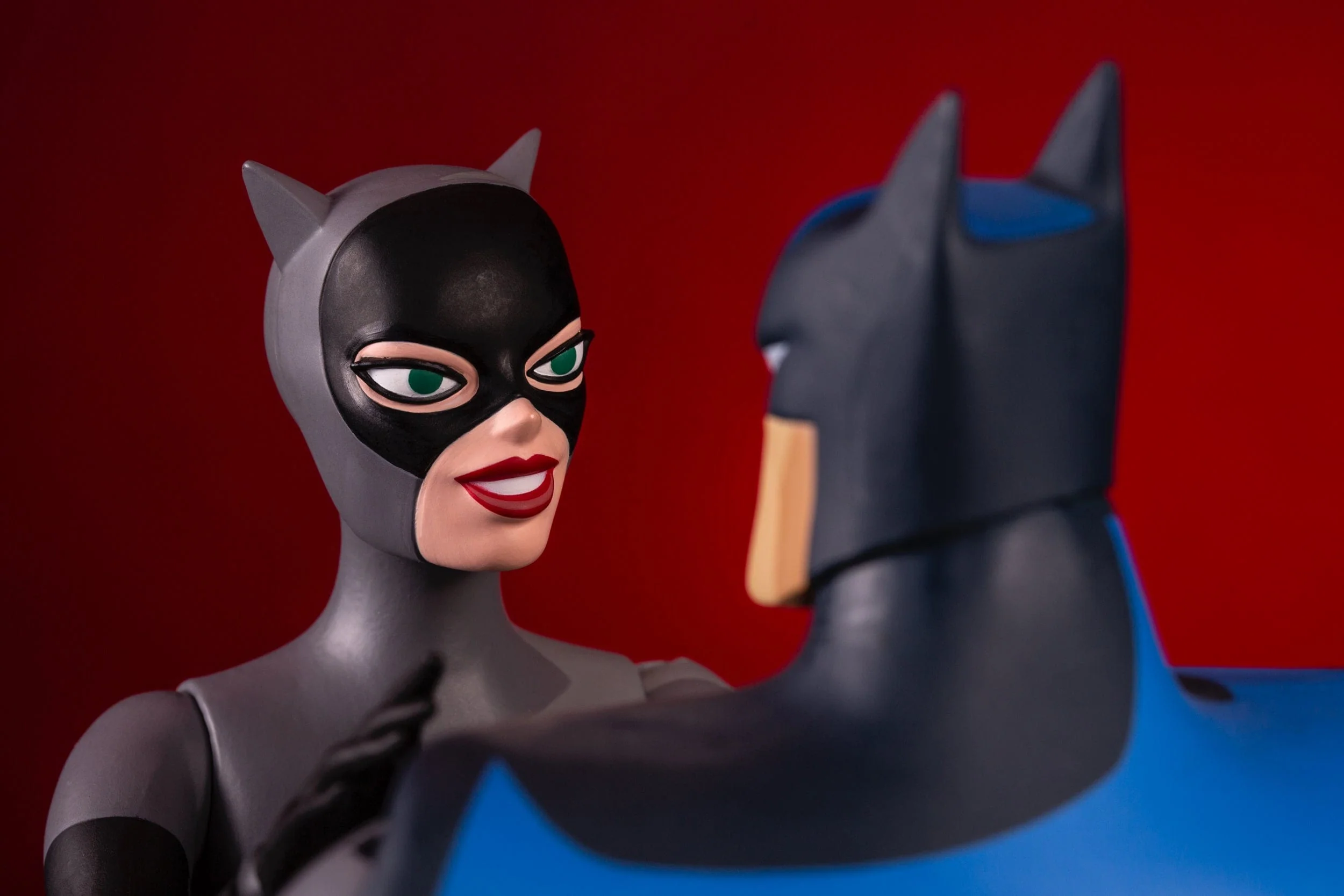 Batman: The Animated Series - Catwoman 1/6 Scale Figure - Regular Edition - Image 21