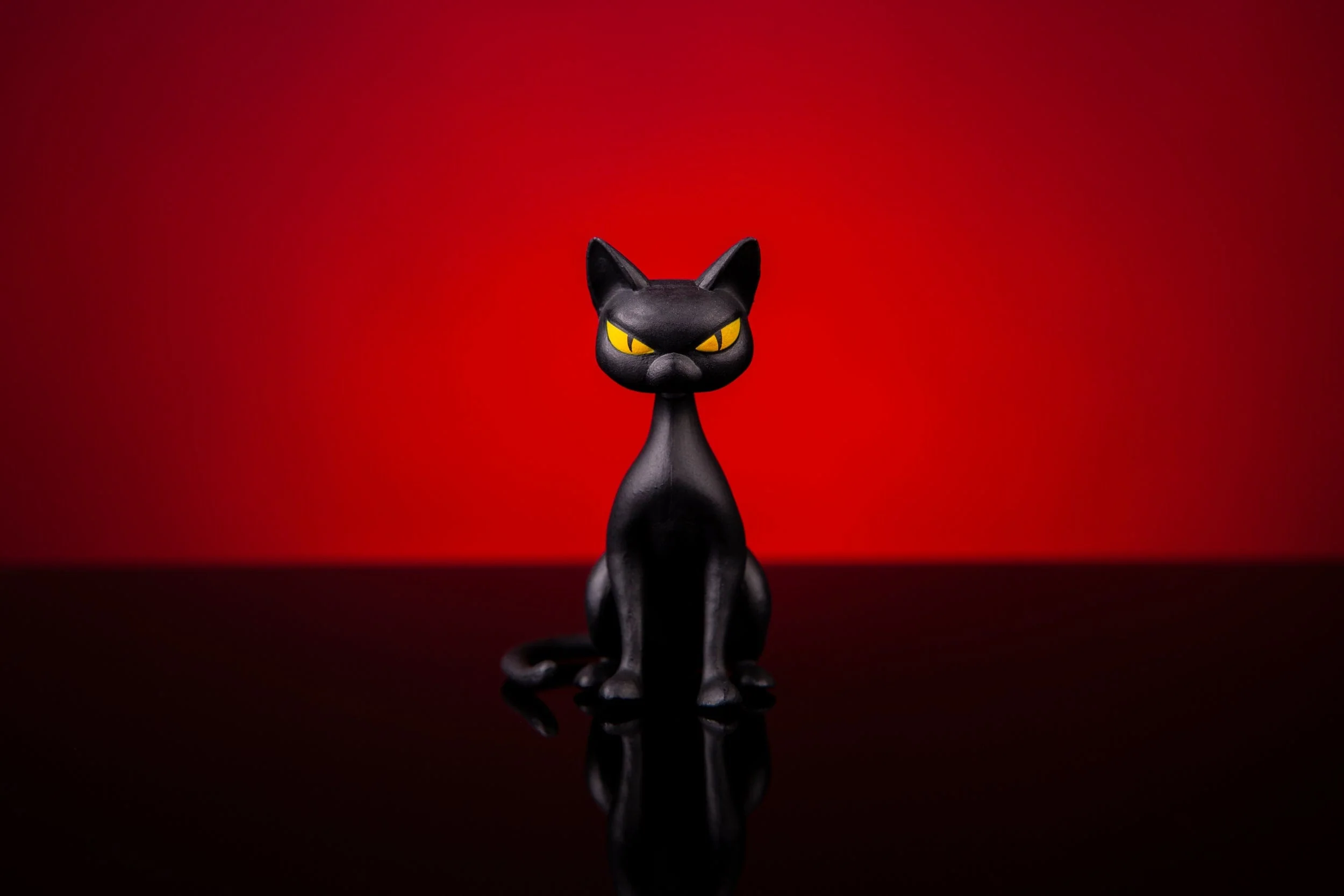 Batman: The Animated Series - Catwoman 1/6 Scale Figure - Regular Edition - Image 6