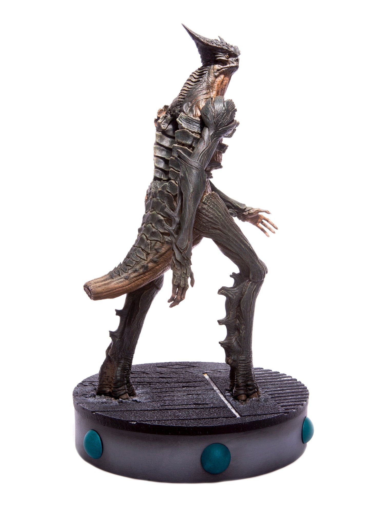 Colossal Giant Monster Maquette - Image 12
