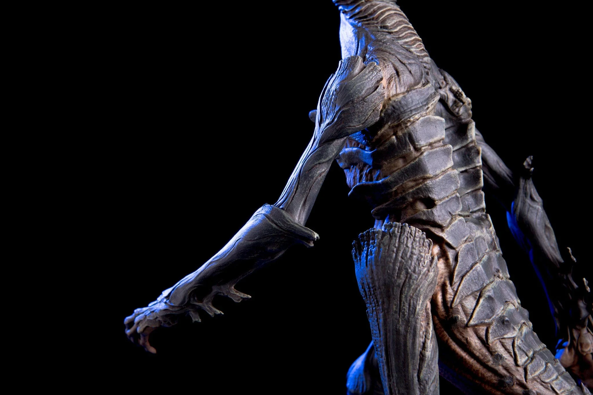 Colossal Giant Monster Maquette - Image 25