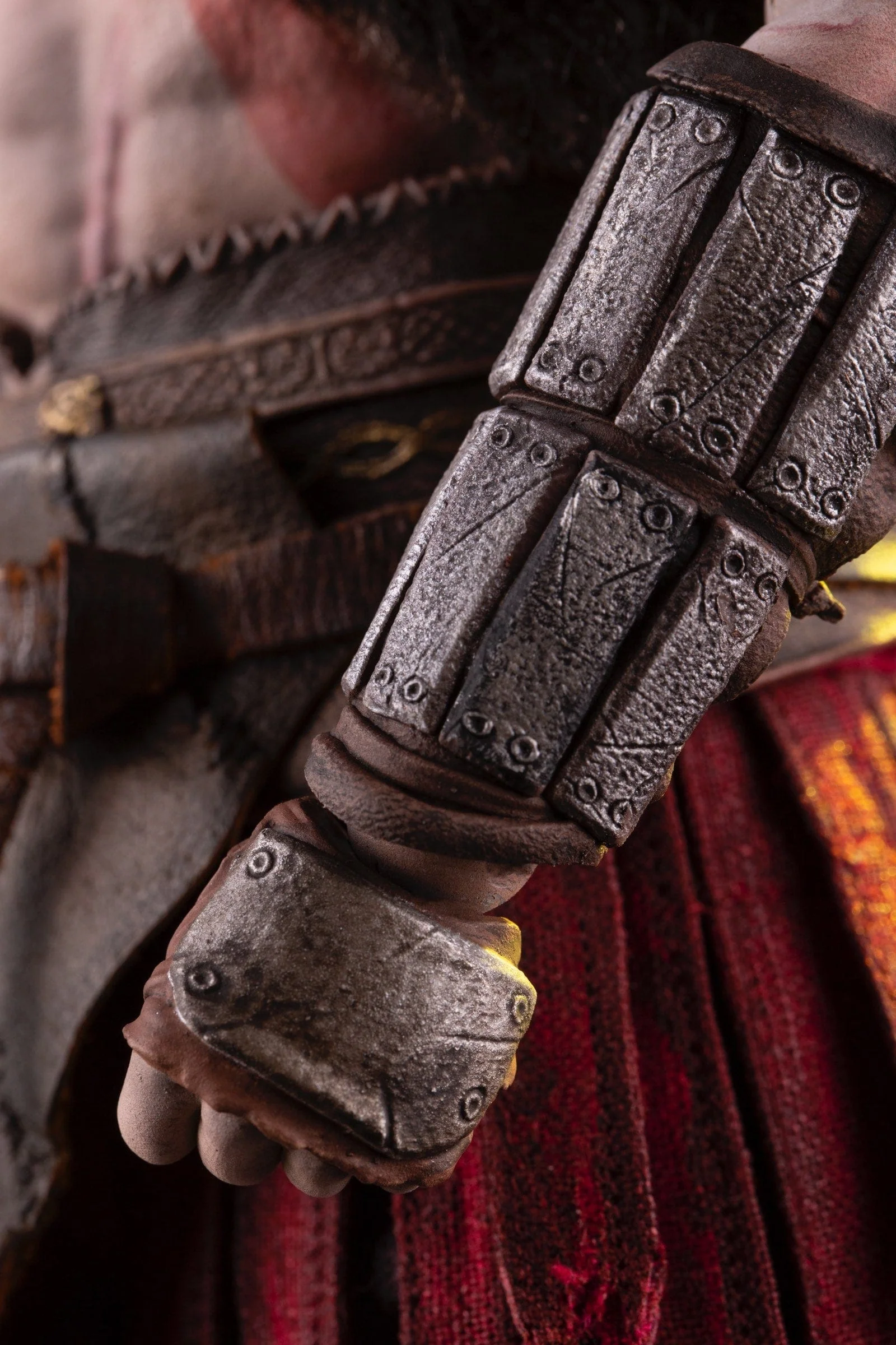 God Of War – Kratos 1/6 Scale Deluxe Figure Exclusive - Image 12