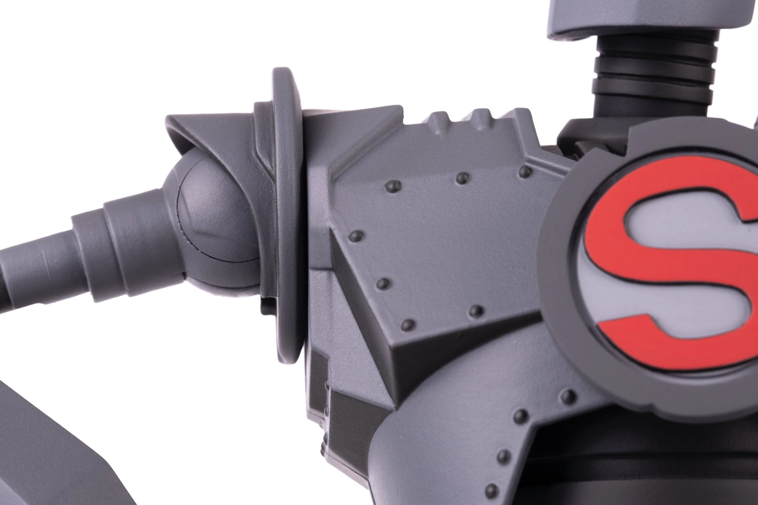 Iron Giant MONDO MECHA Figure - Image 13