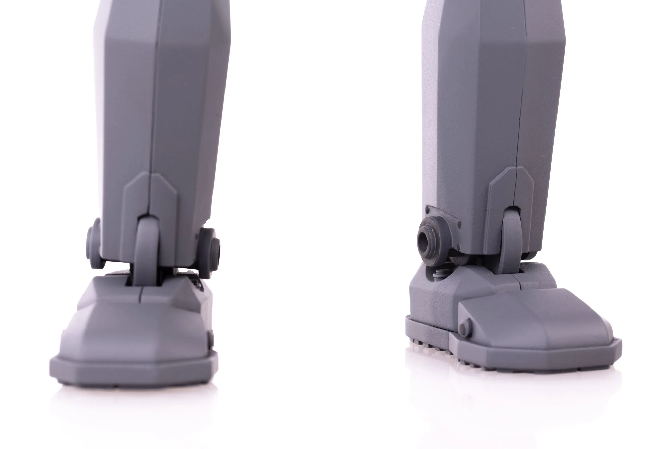 Iron Giant MONDO MECHA Figure - Image 16
