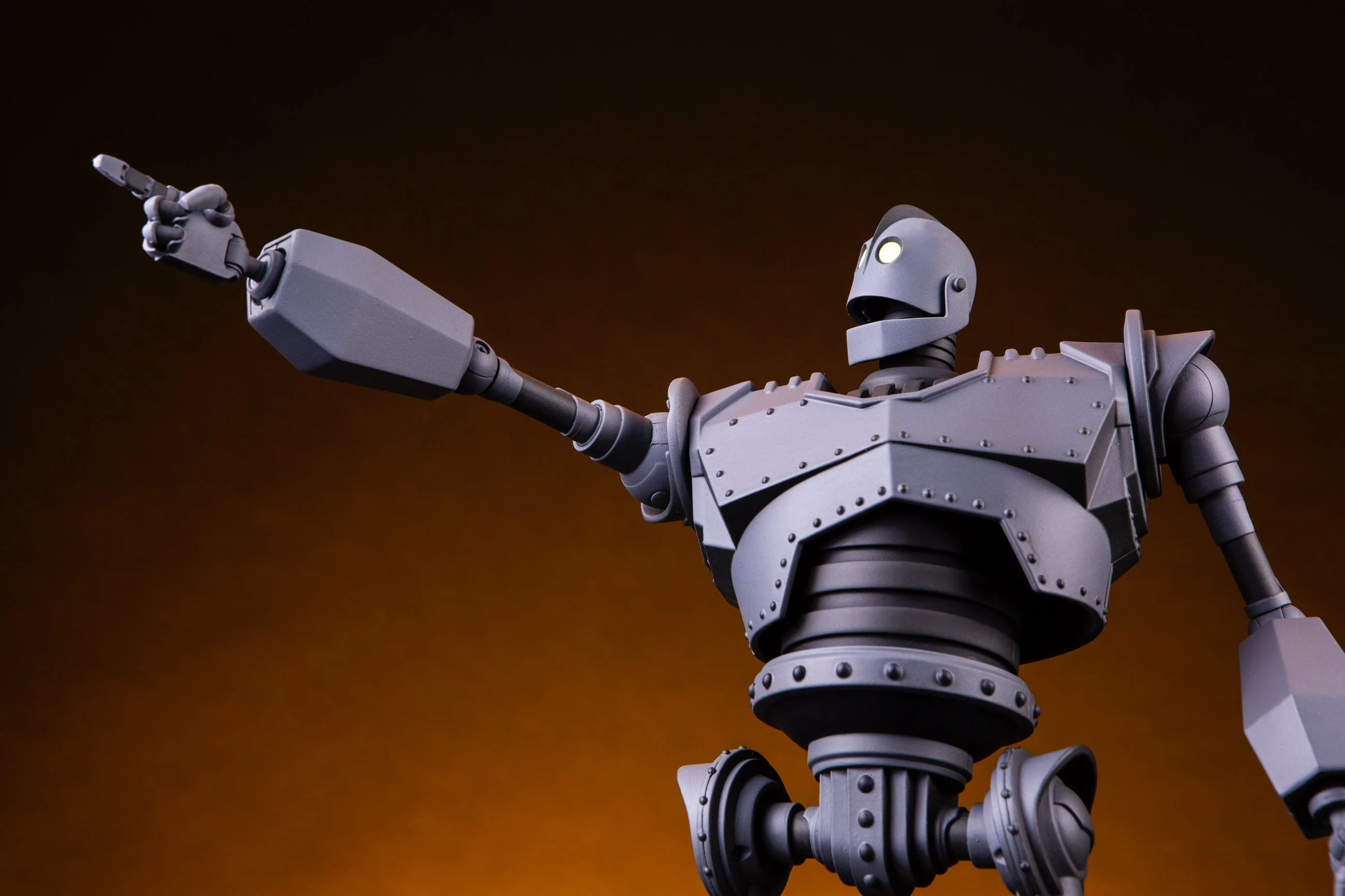 Iron Giant MONDO MECHA Figure - Image 35