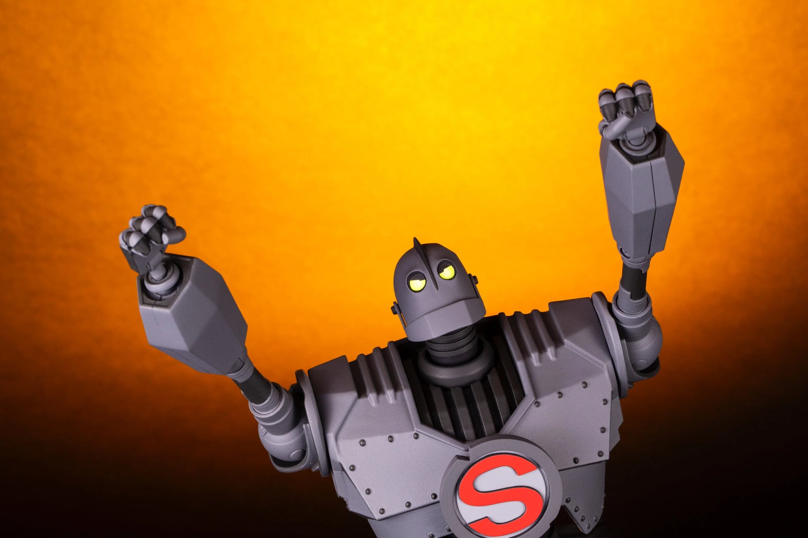 Iron Giant MONDO MECHA Figure - Image 37
