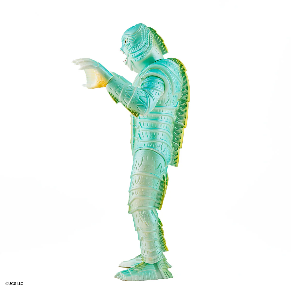 Creature From The Black Lagoon - Vinyl Designer Figure by Attack Peter - Glow in the Dark Variant - Image 13