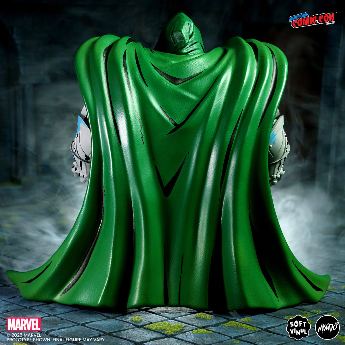 Doctor Doom Soft Vinyl Figure - Comic Deco Variant - Image 10
