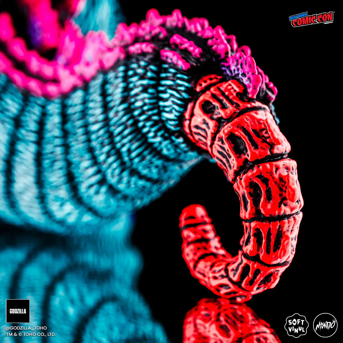 Godzilla - Designer Vinyl Figure by James Groman - Psychedelic Variant - Image 17