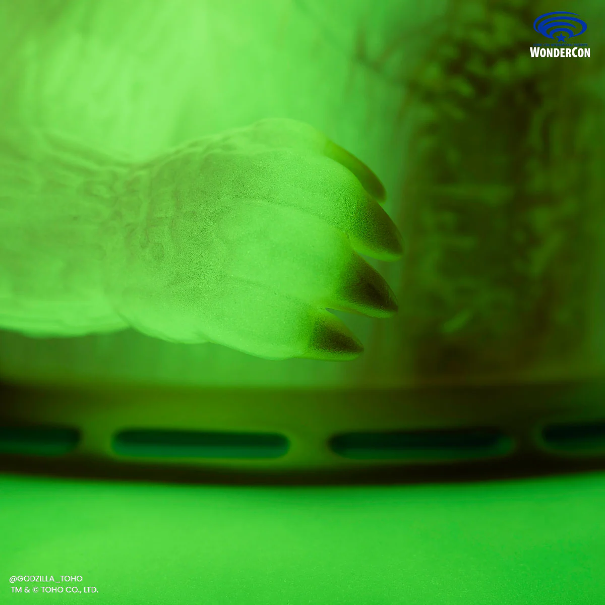 Godzilla UFO - Vinyl Designer Figure by Octeel - Cherry Blossom Variant - Image 22