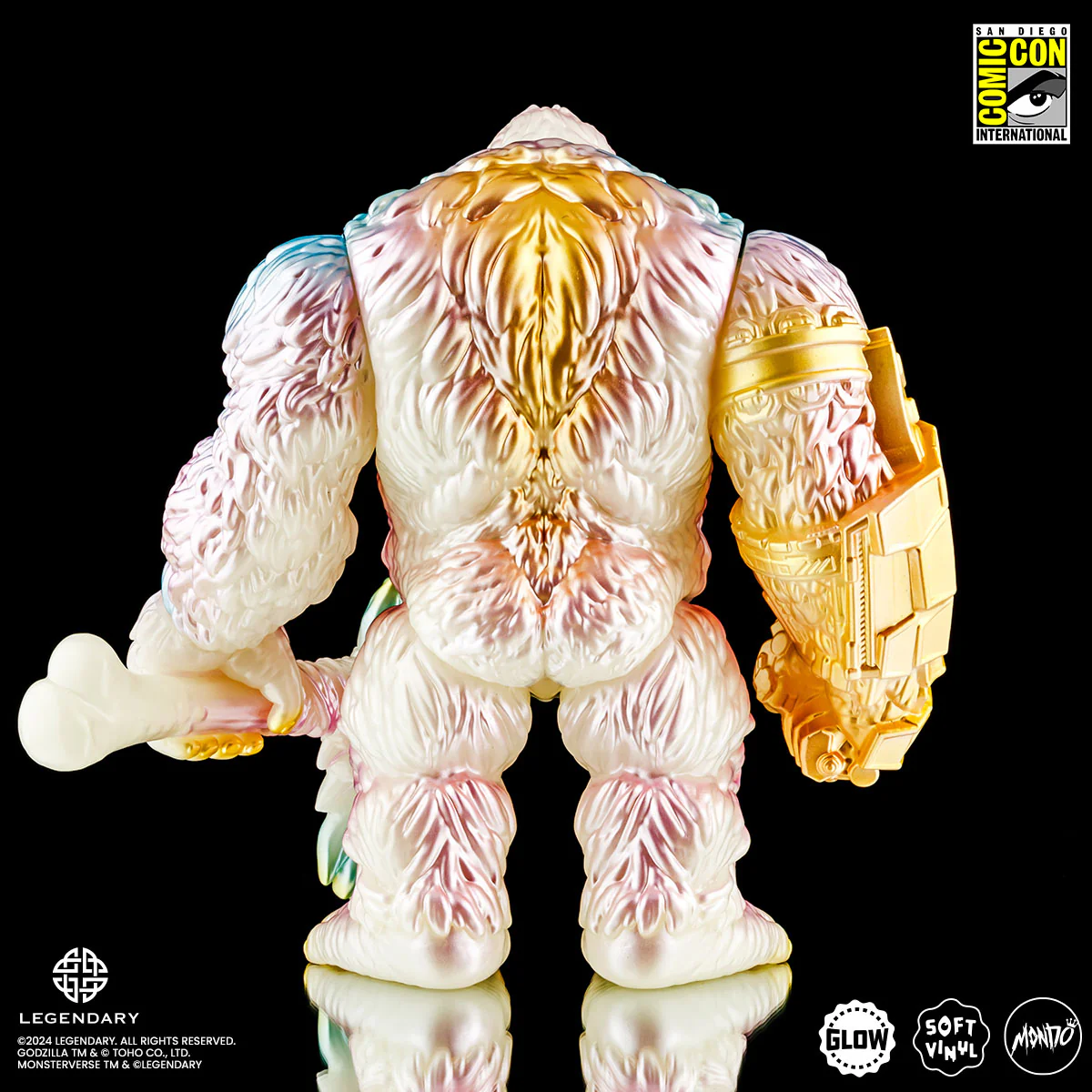 Godzilla x Kong: The New Empire - Kong Soft Vinyl Figure - Cherry Blossom Glow in the Dark Variant - Image 13