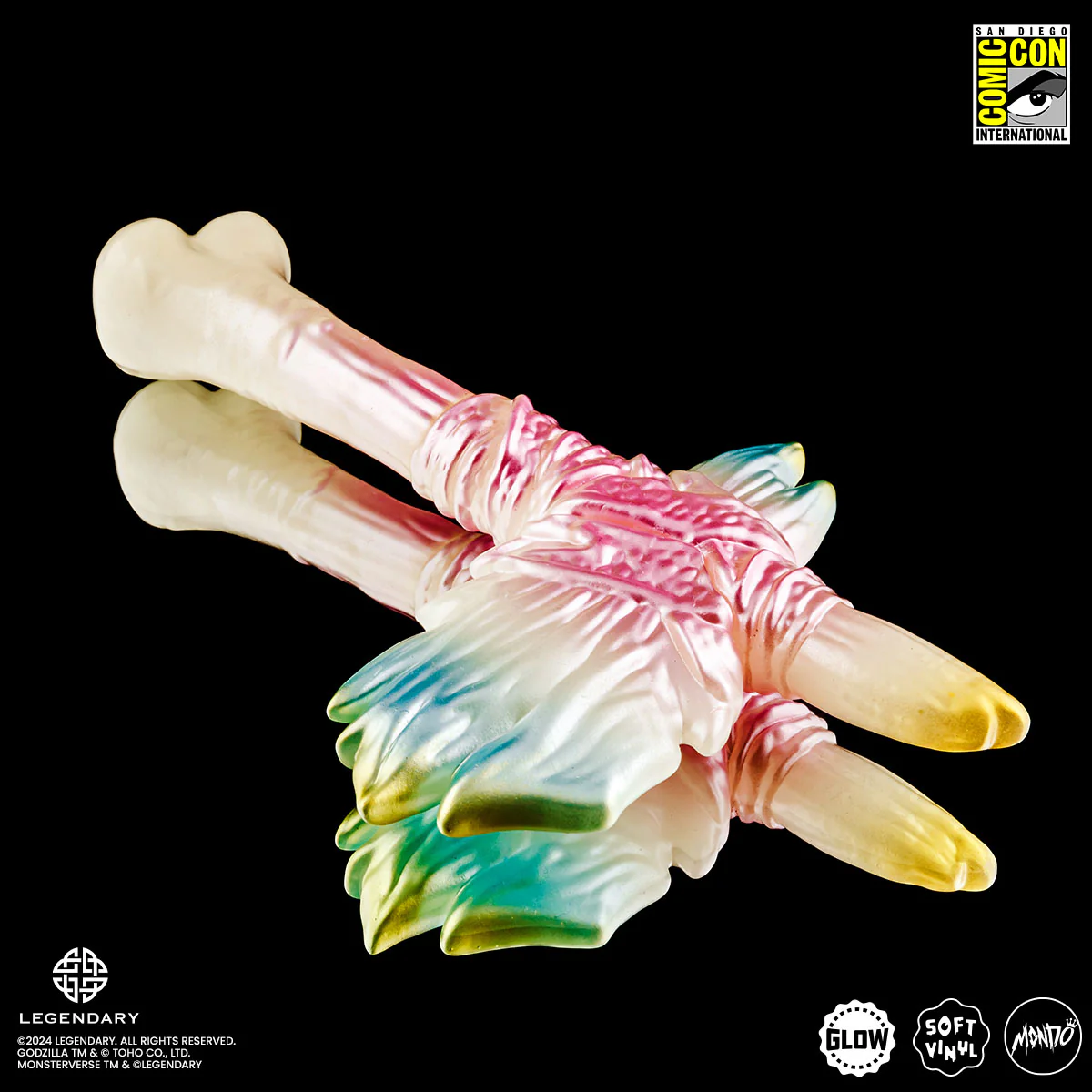 Godzilla x Kong: The New Empire - Kong Soft Vinyl Figure - Cherry Blossom Glow in the Dark Variant - Image 15