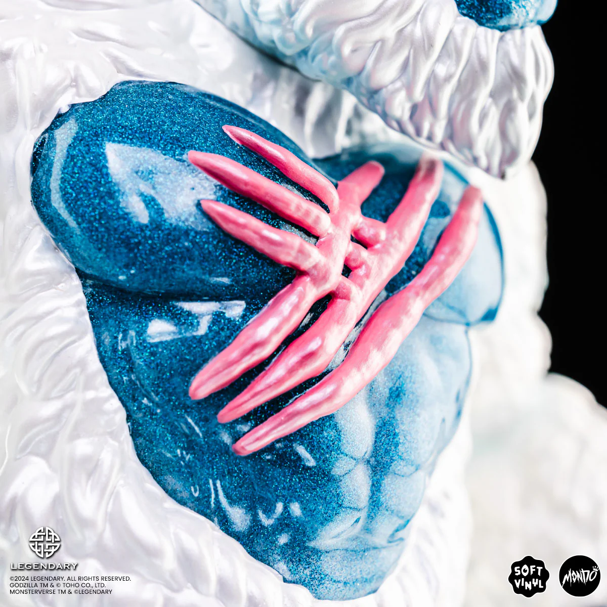 Godzilla x Kong: The New Empire - Kong Soft Vinyl - Primal Frost Variant - Image 7
