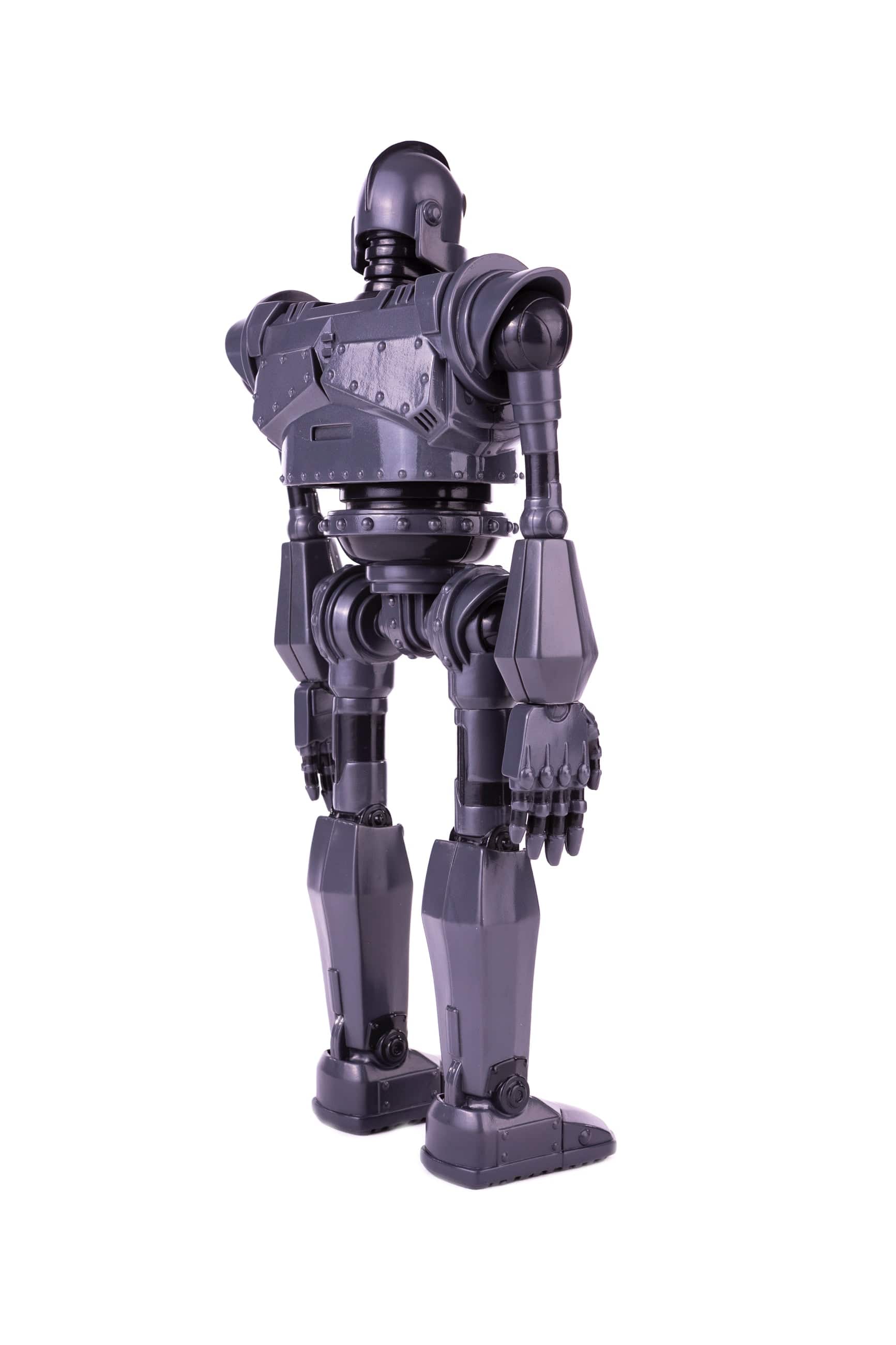Iron Giant Soft Vinyl Figure - Image 18