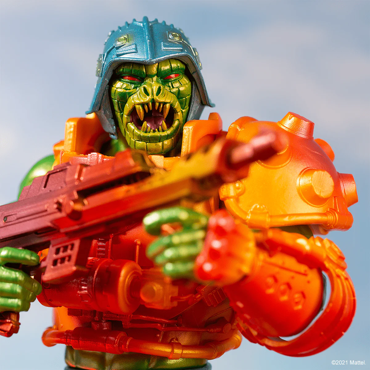 Man At Arms 1/6 Scale Figure - "MOTUbi" Variant - Image 4