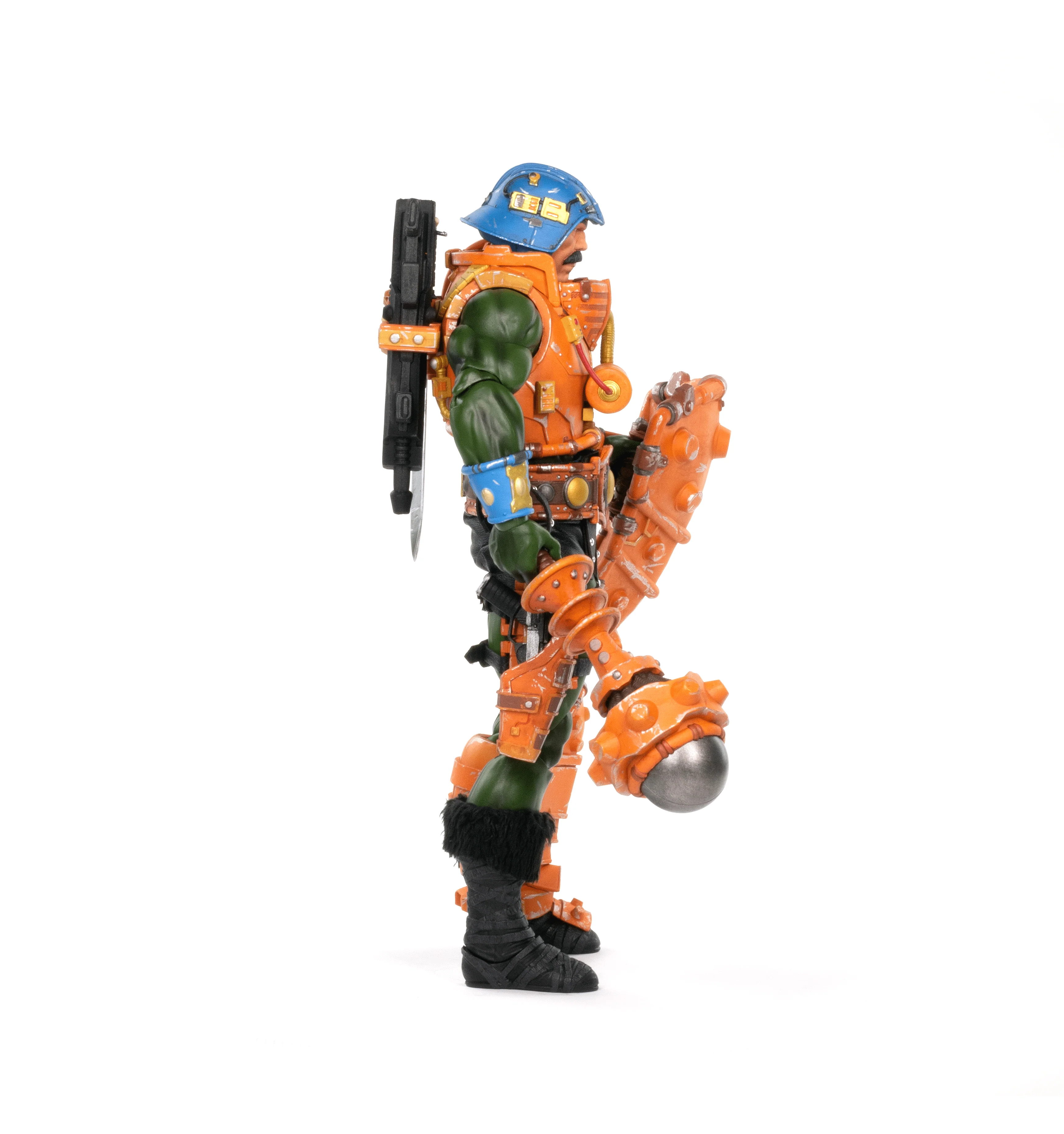 Man At Arms (Regular) 1/6 Scale Figure - Image 10