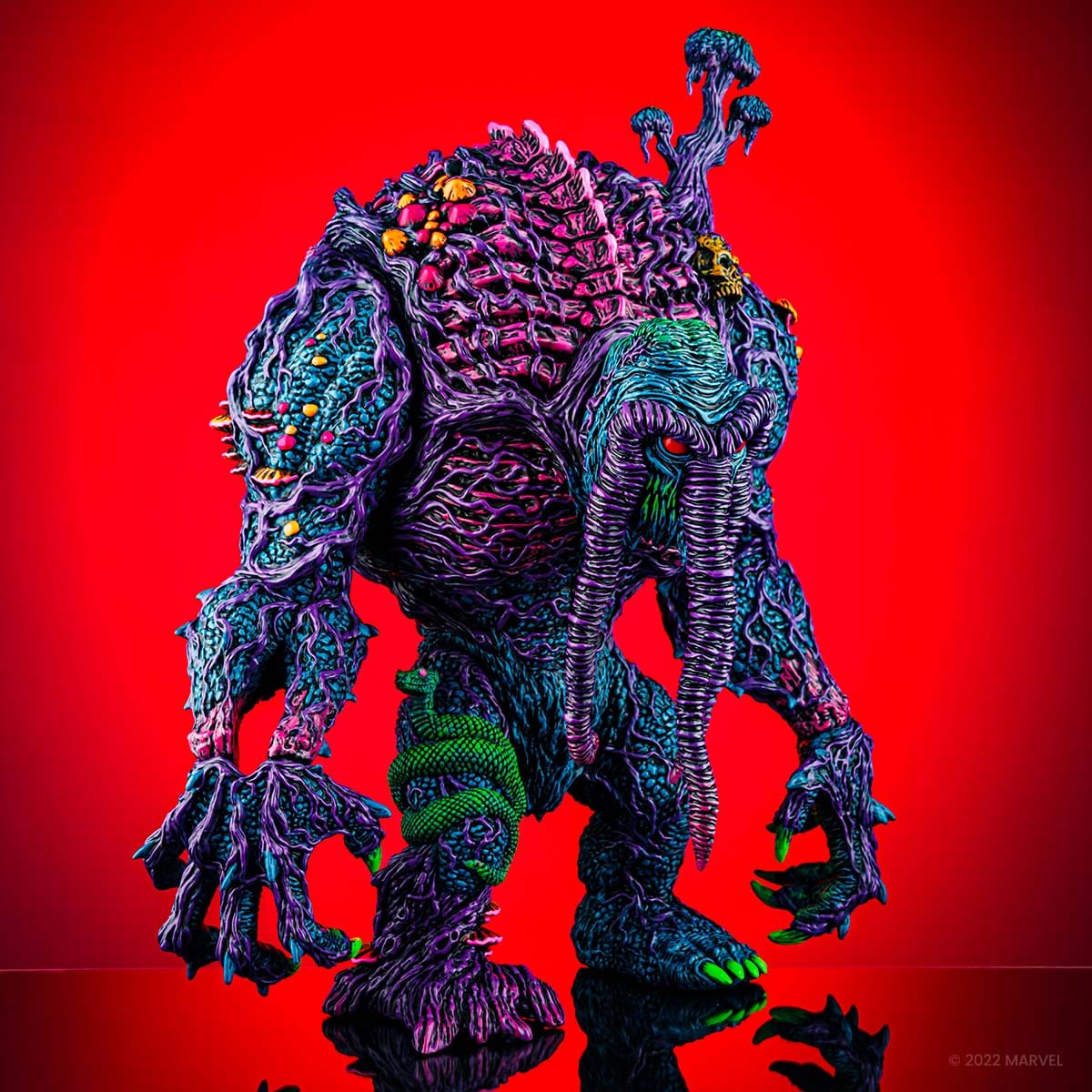 Man-Thing Designer Vinyl Figure - Psychedelic Variant - Image 6