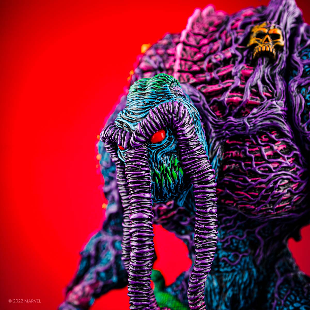 Man-Thing Designer Vinyl Figure - Psychedelic Variant - Image 7