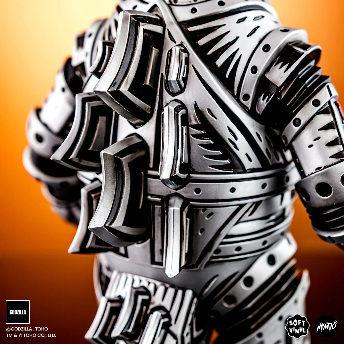 Mechagodzilla (Silver) - Vinyl Designer Figure by Attack Peter - Silver Variant Limited Edition - Image 12