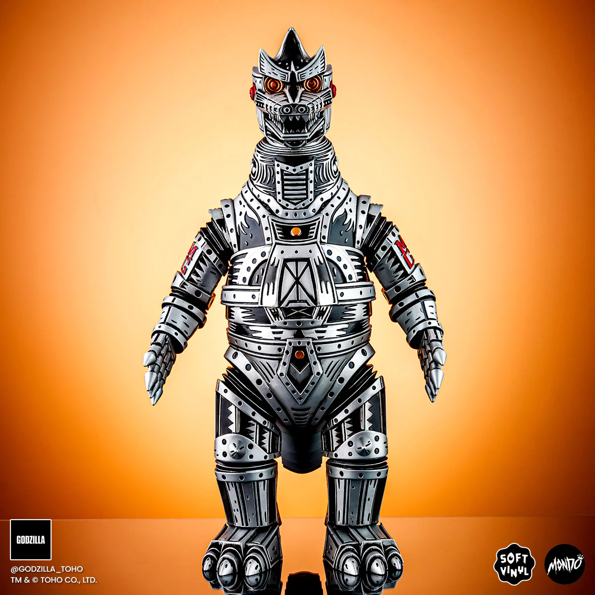 Mechagodzilla (Silver) - Vinyl Designer Figure by Attack Peter - Silver Variant Limited Edition - Image 4