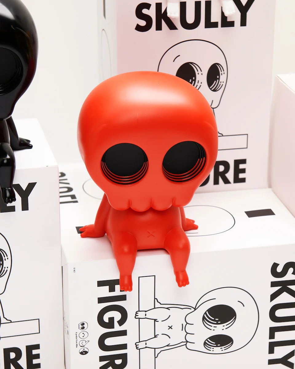 Mike Mitchell - "SKULLY" Vinyl Figure - Red Variant - Image 3