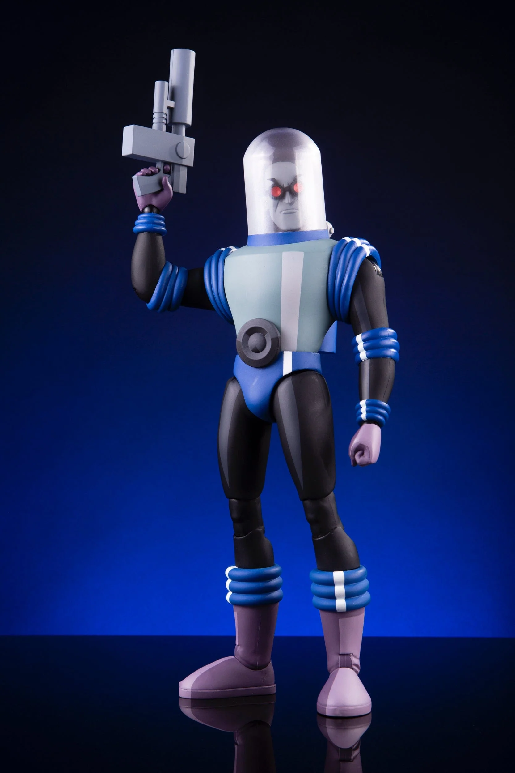 Batman: The Animated Series - Mr. Freeze 1/6 Scale Figure - Image 22