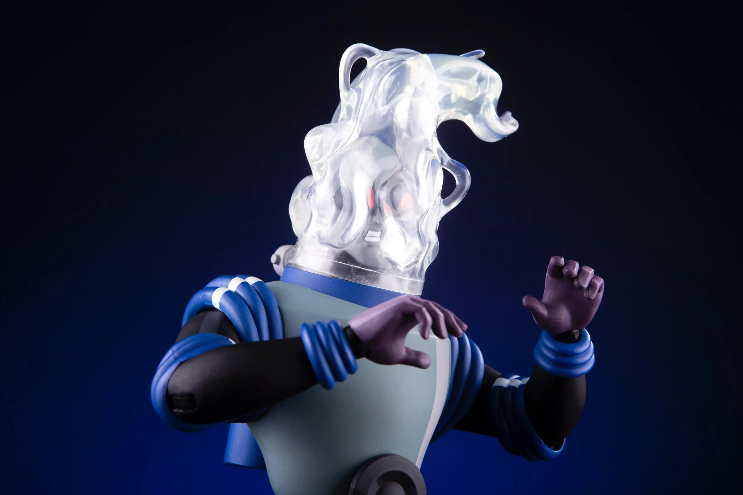 Batman: The Animated Series - Mr. Freeze 1/6 Scale Figure - Image 26