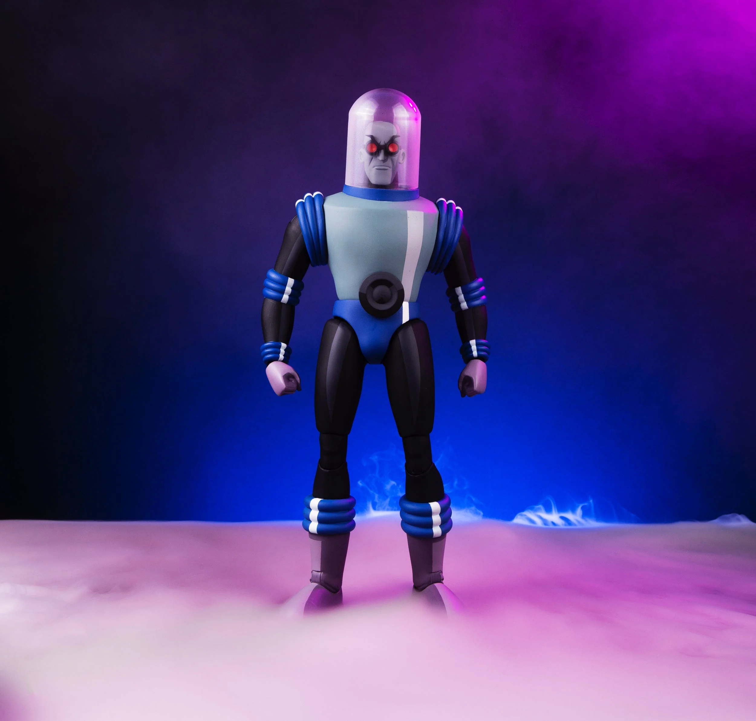 Batman: The Animated Series - Mr. Freeze 1/6 Scale Figure - Image 39