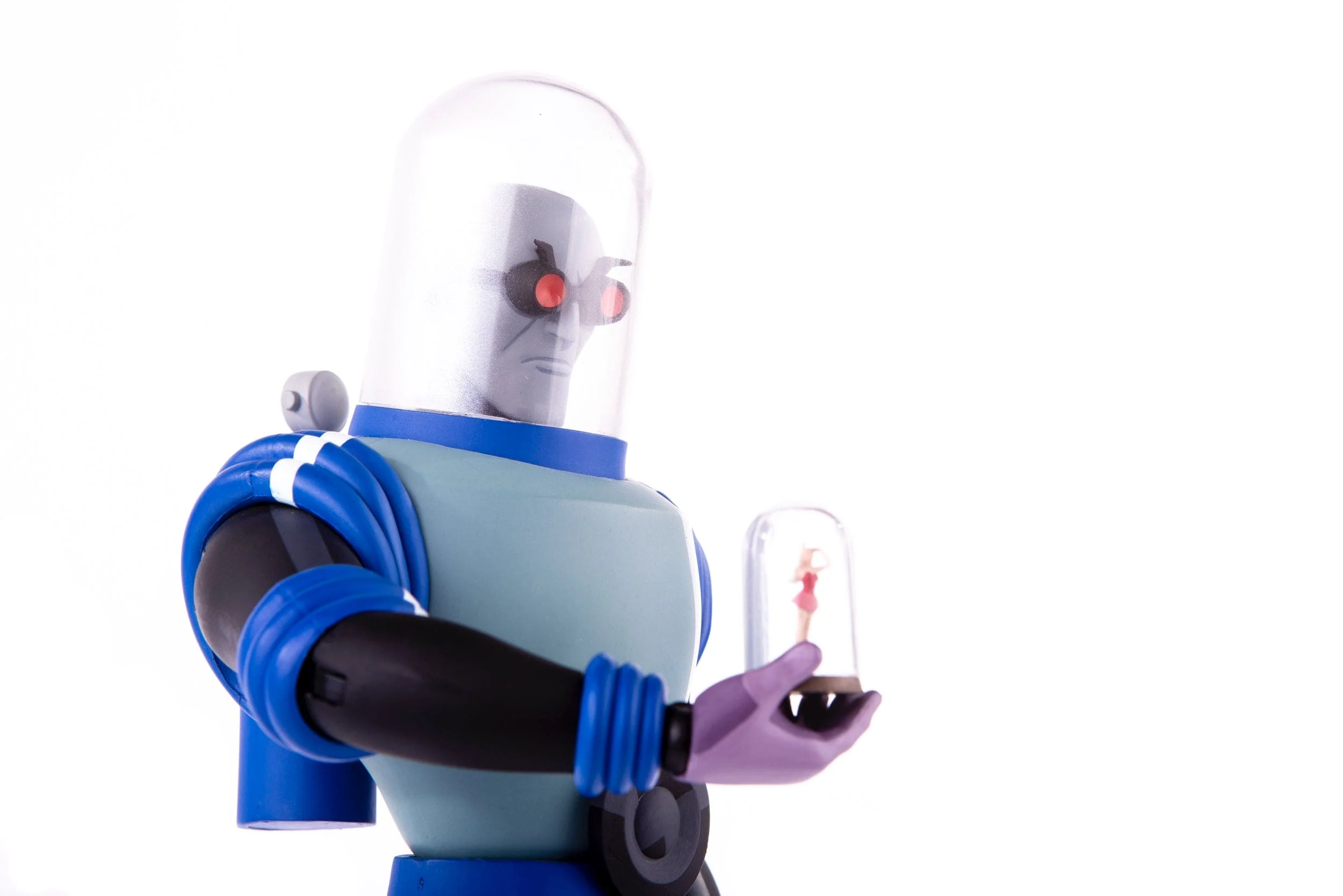 Batman: The Animated Series - Mr. Freeze 1/6 Scale Figure - Image 50
