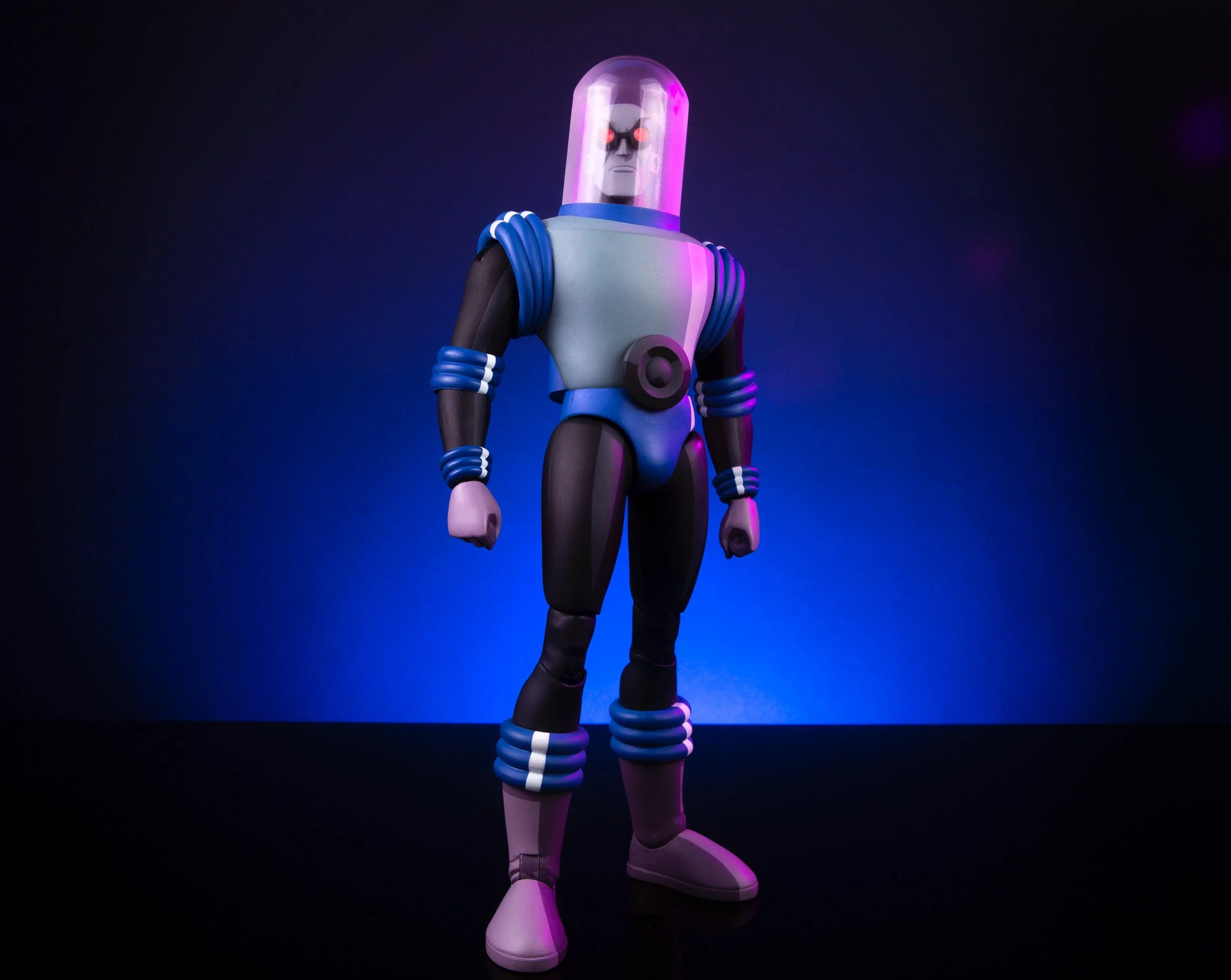 Batman: The Animated Series - Mr. Freeze 1/6 Scale Figure - Image 51