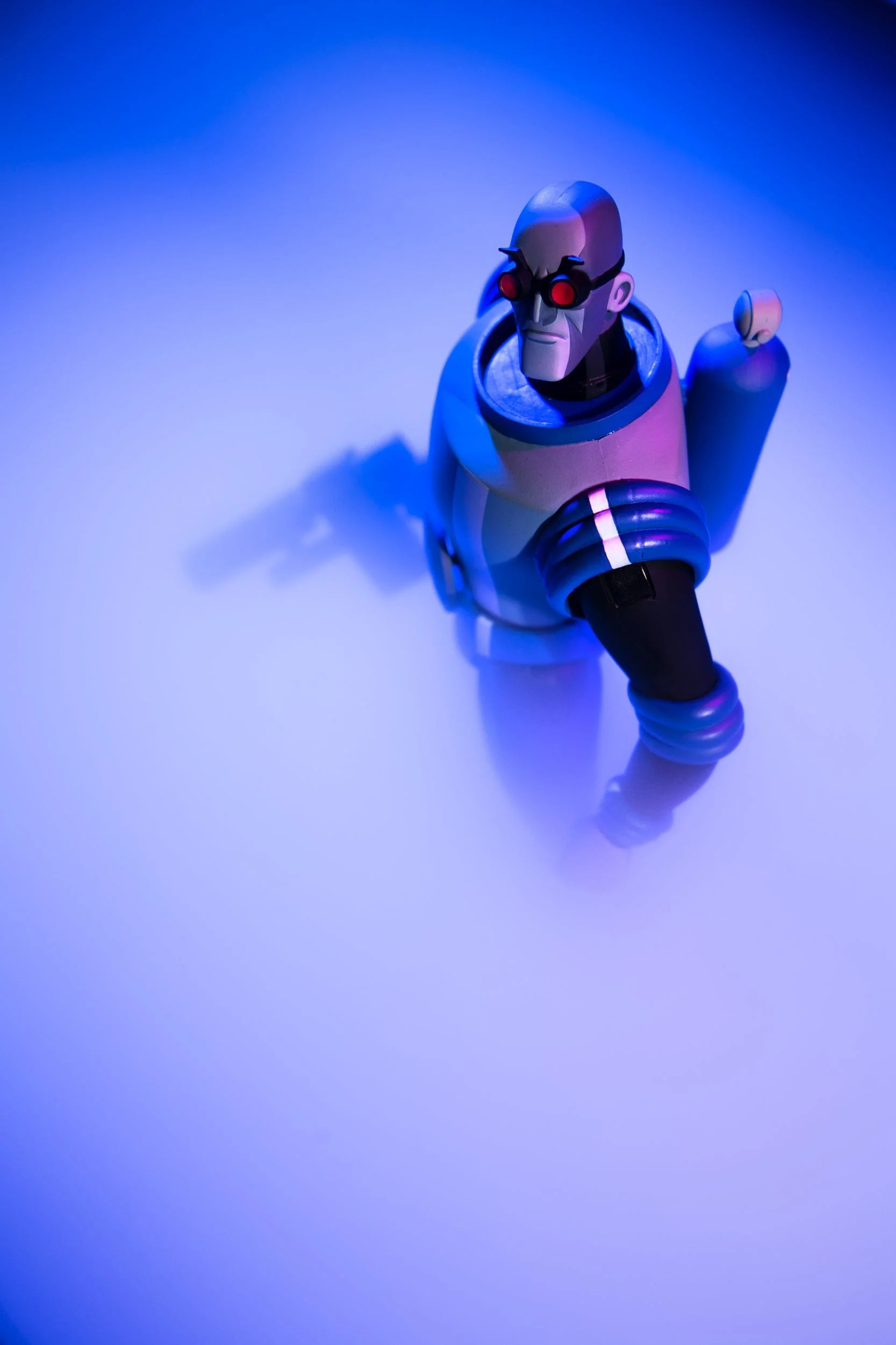 Batman: The Animated Series - Mr. Freeze 1/6 Scale Figure - Image 52