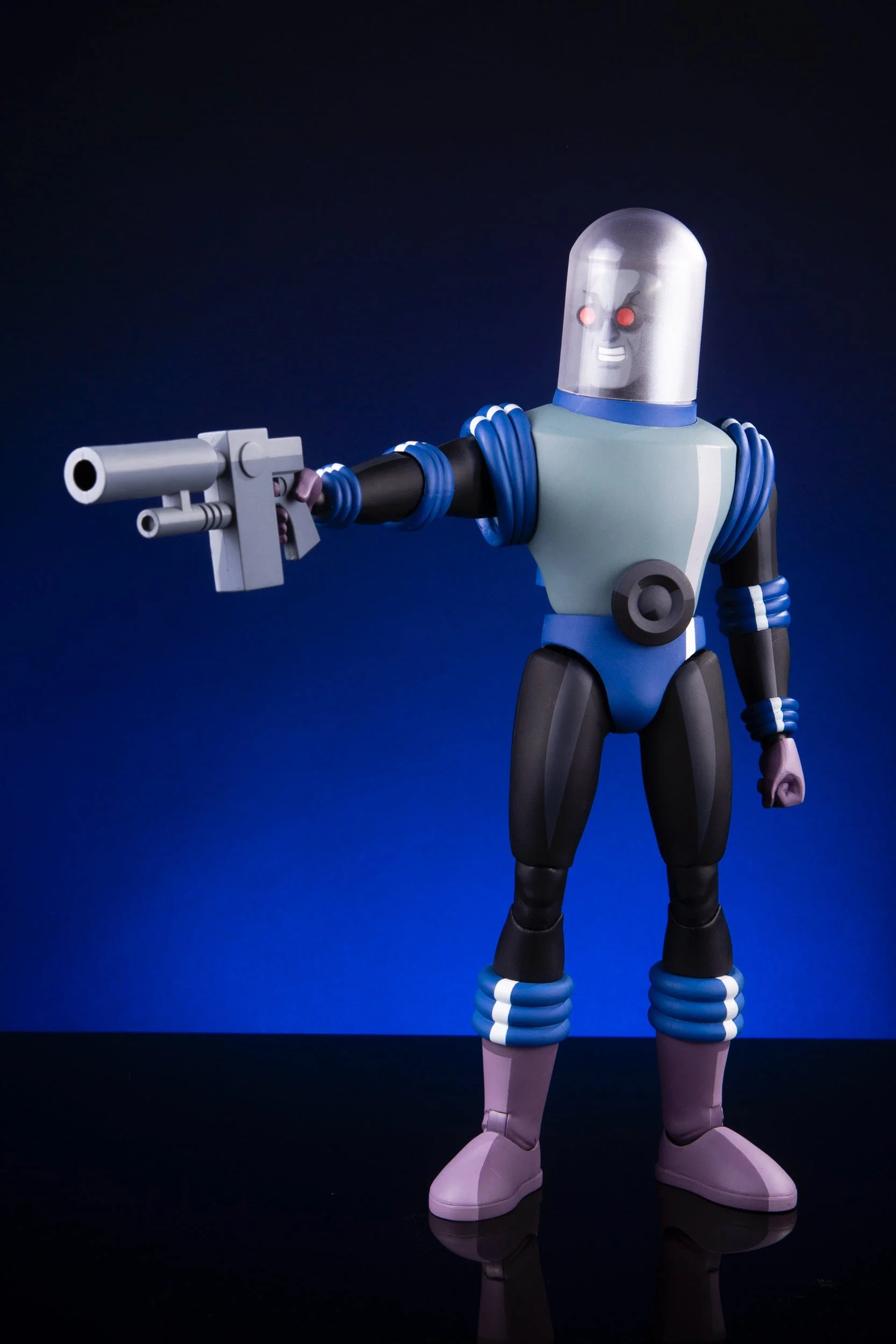 Batman: The Animated Series - Mr. Freeze 1/6 Scale Figure Exclusive - Image 49