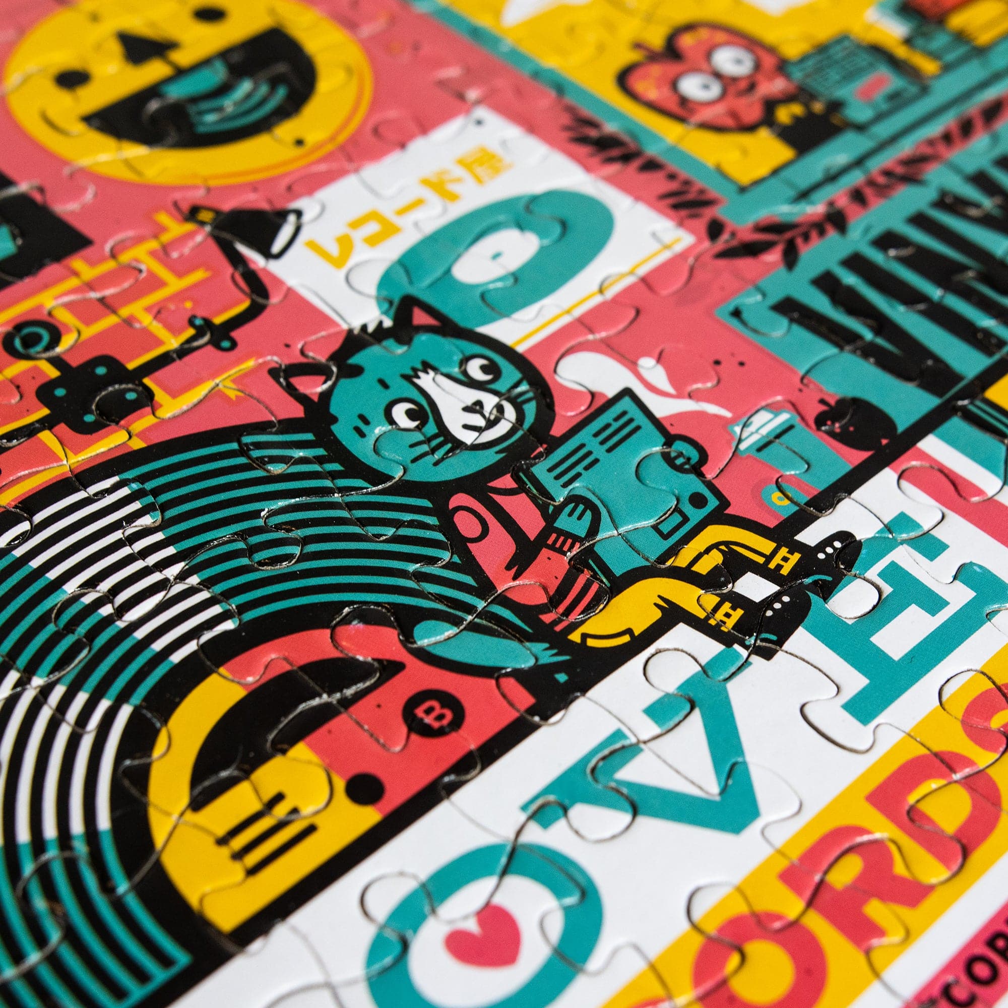 Record Store 300-Piece Puzzle - Image 10