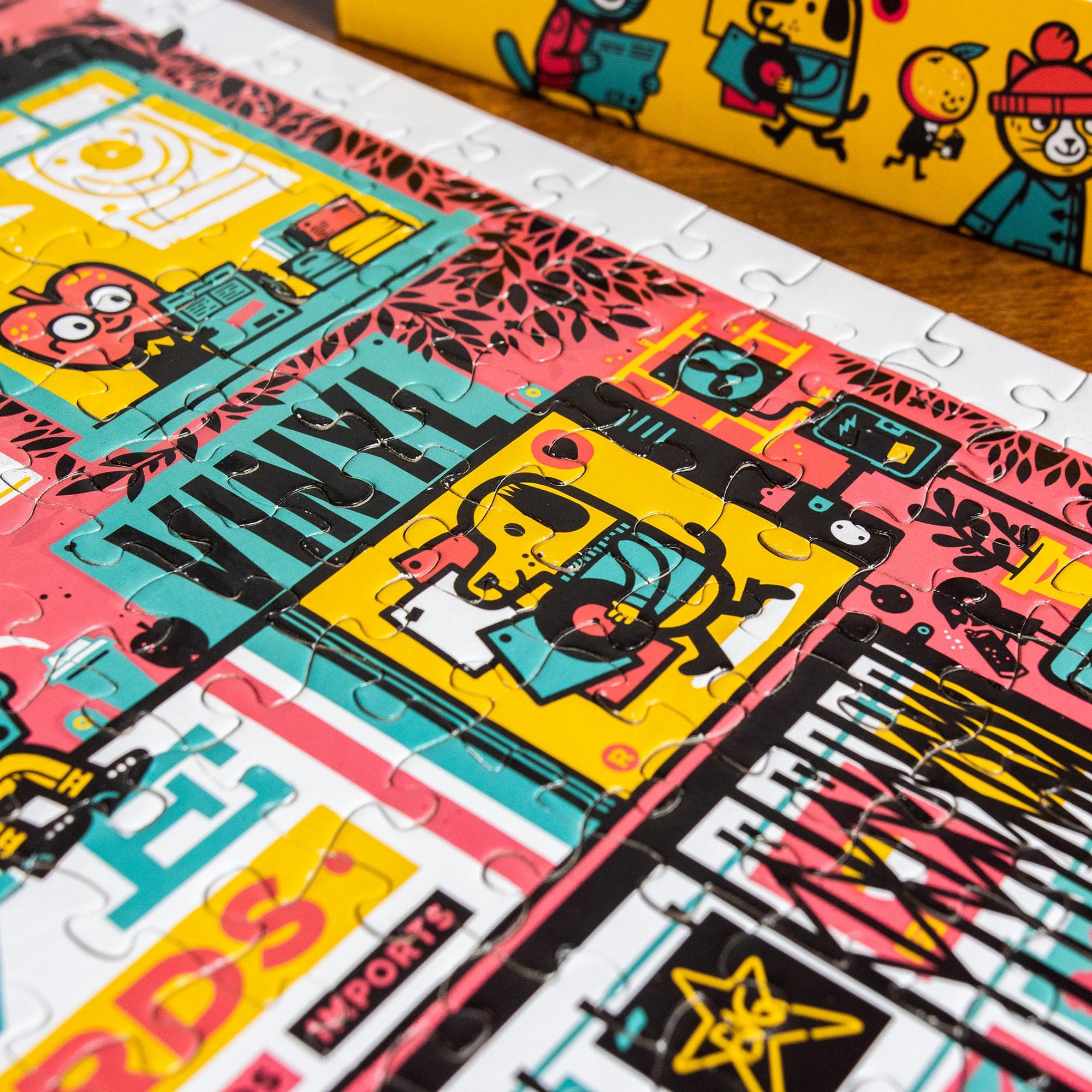 Record Store 300-Piece Puzzle - Image 6
