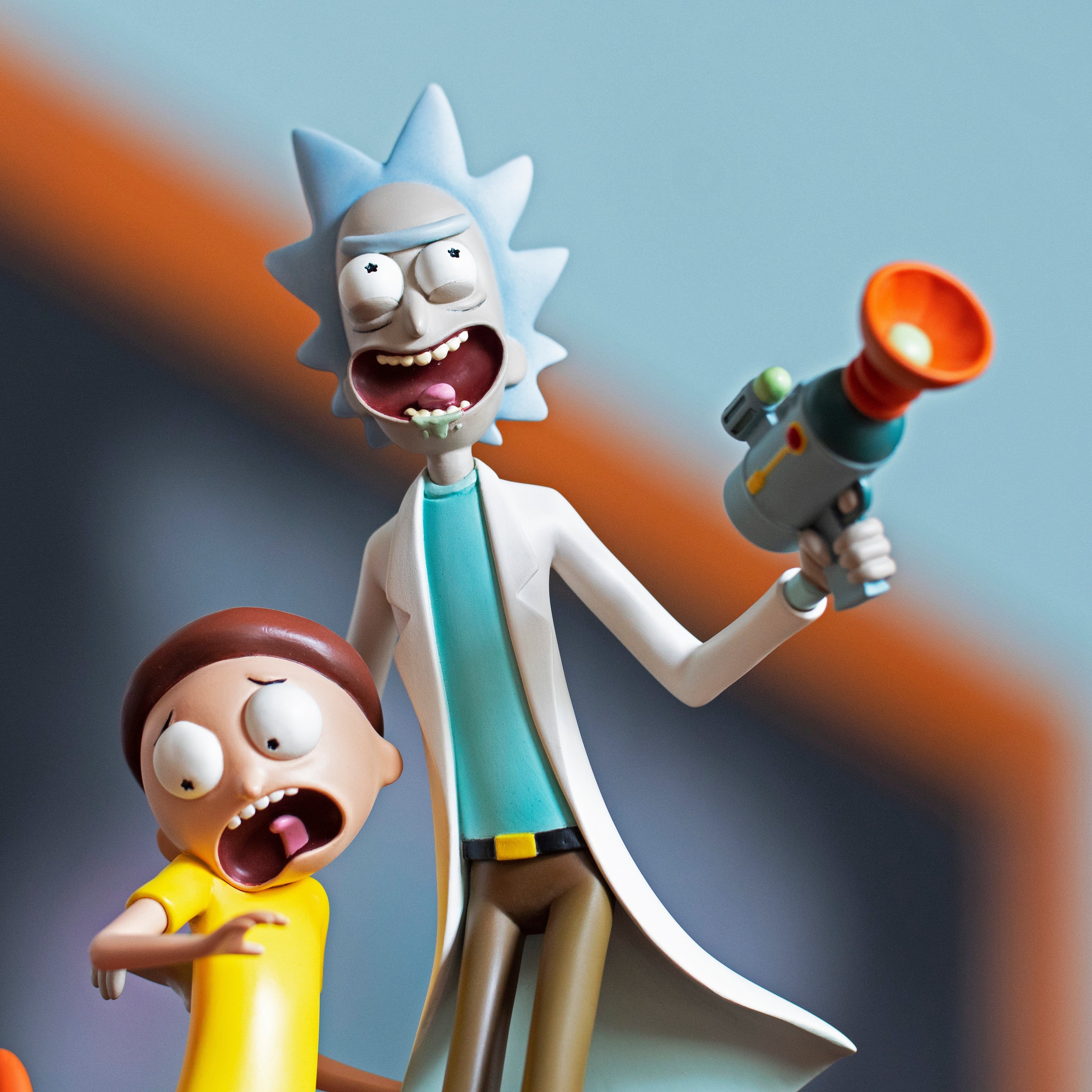 Rick and Morty Statue - Regular - Image 4