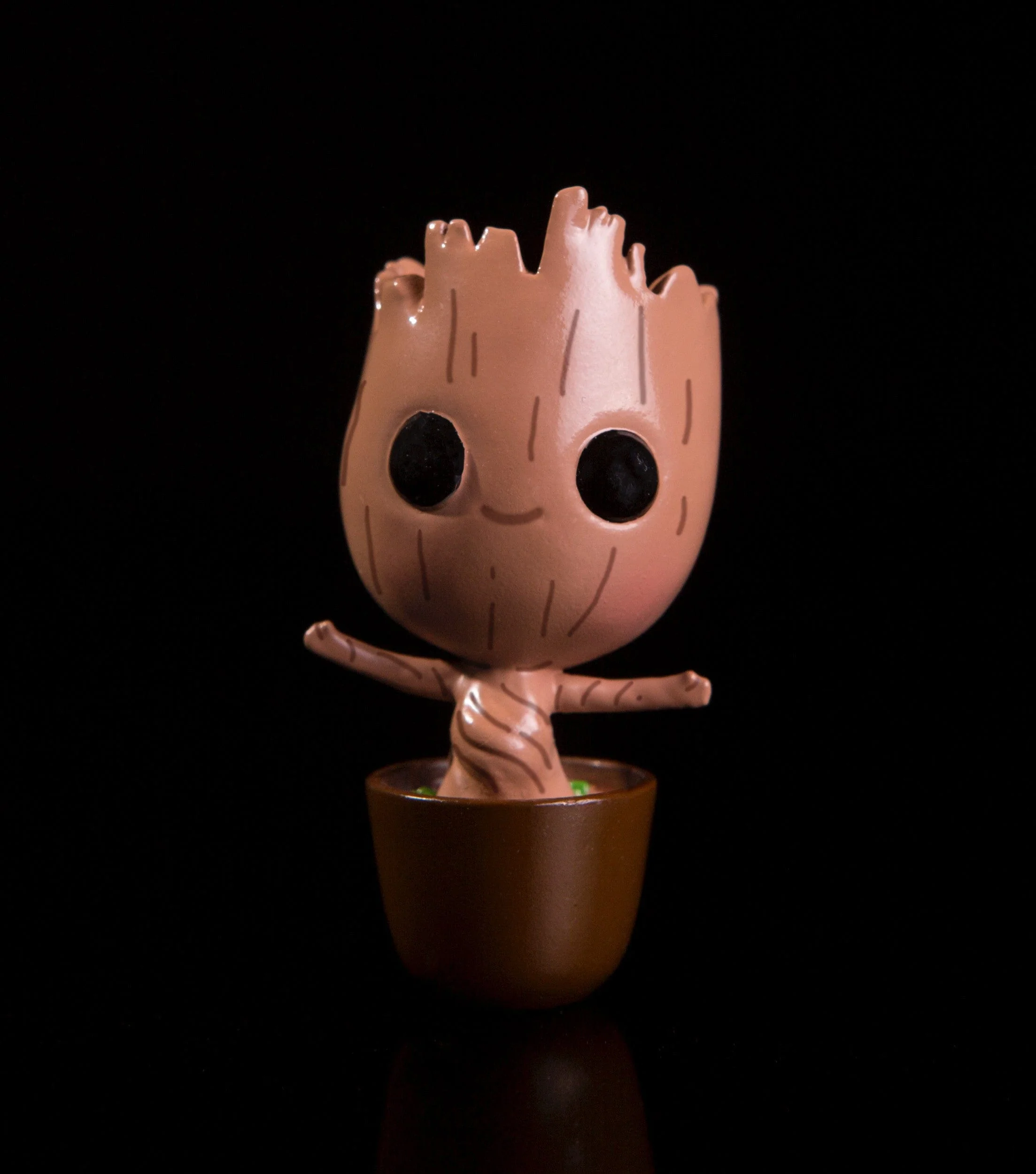 Rocket & Groot: Treehugger Vinyl Figure Exclusive - Image 25