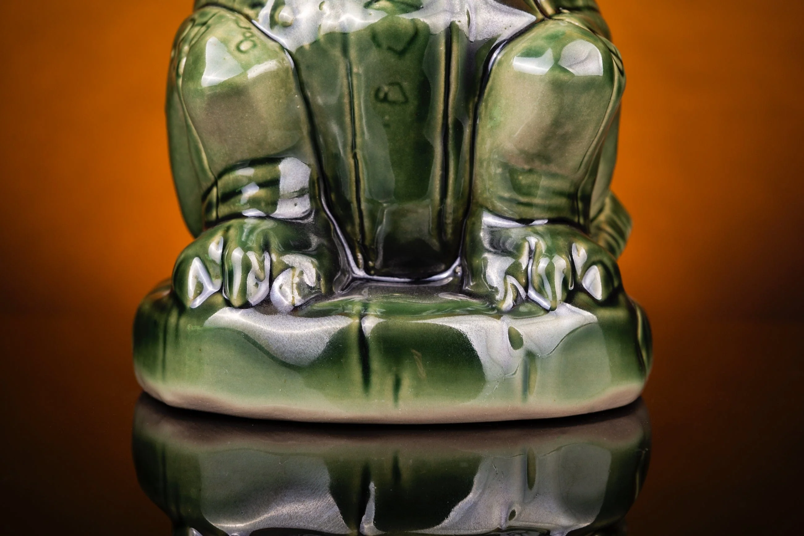 Jurassic Park – T-Rex Tiki Mug (Isla Nublar Variant) - Image 11