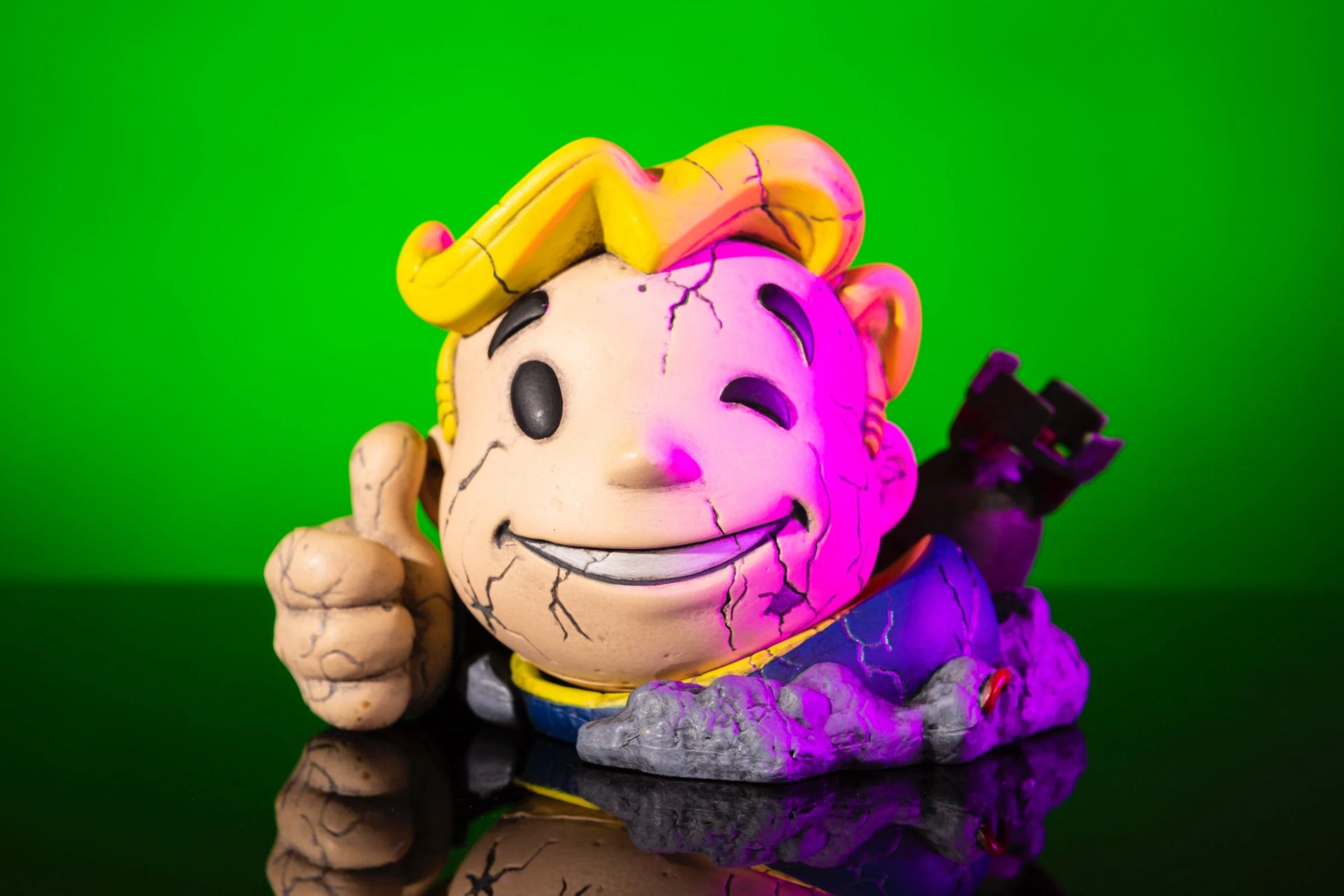 Fallout – Vault Boy Mondoid Vinyl Figure - Image 14