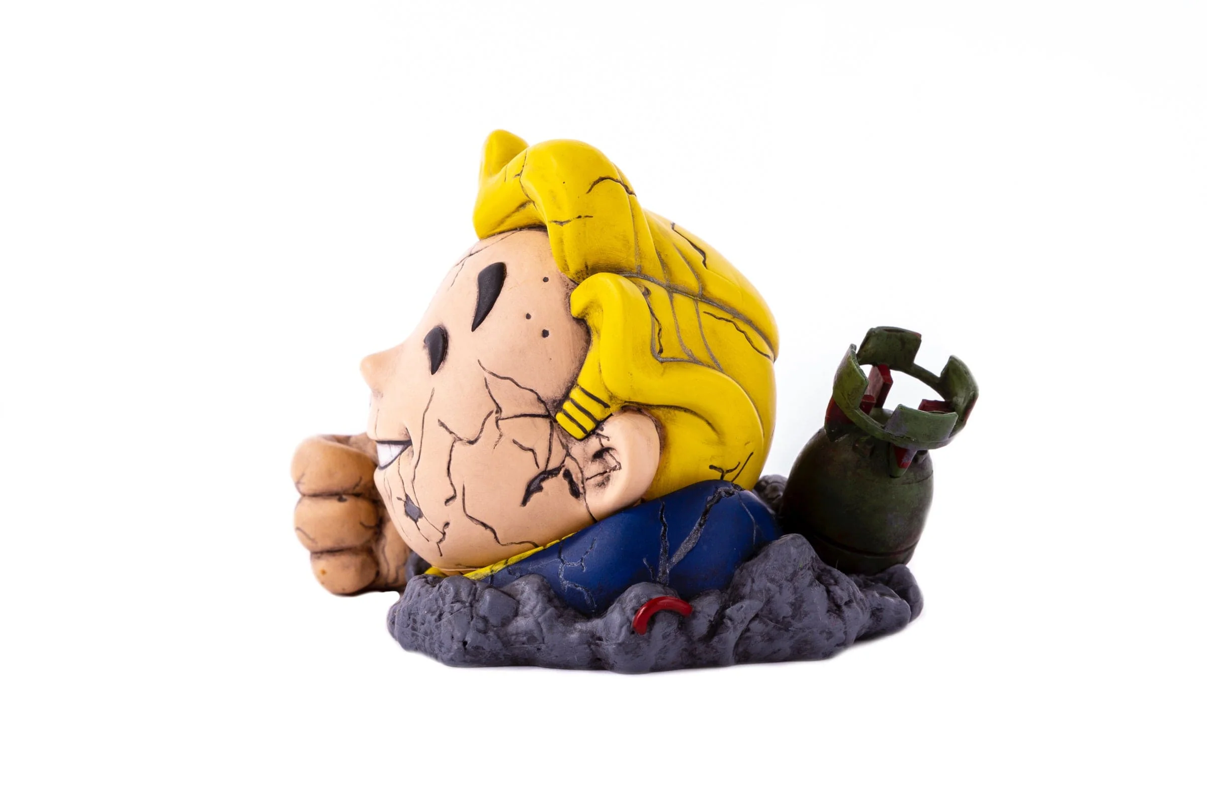 Fallout – Vault Boy Mondoid Vinyl Figure - Image 4