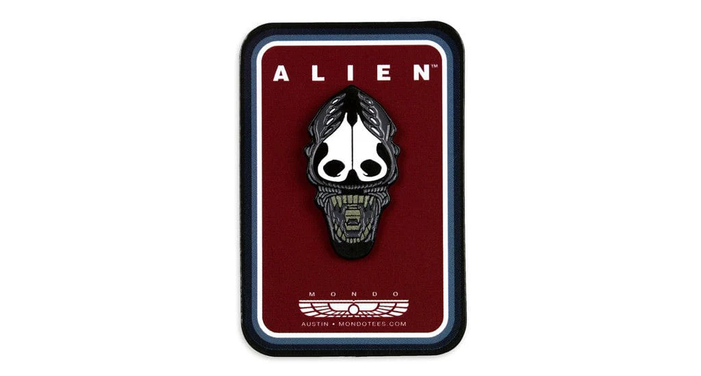 Xenomorph Head Pin